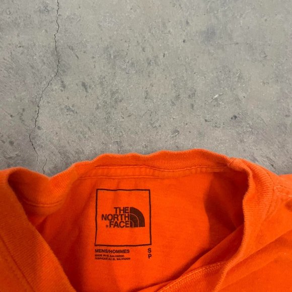 The North Face T Shirt Size Small - Picture 4 of 5